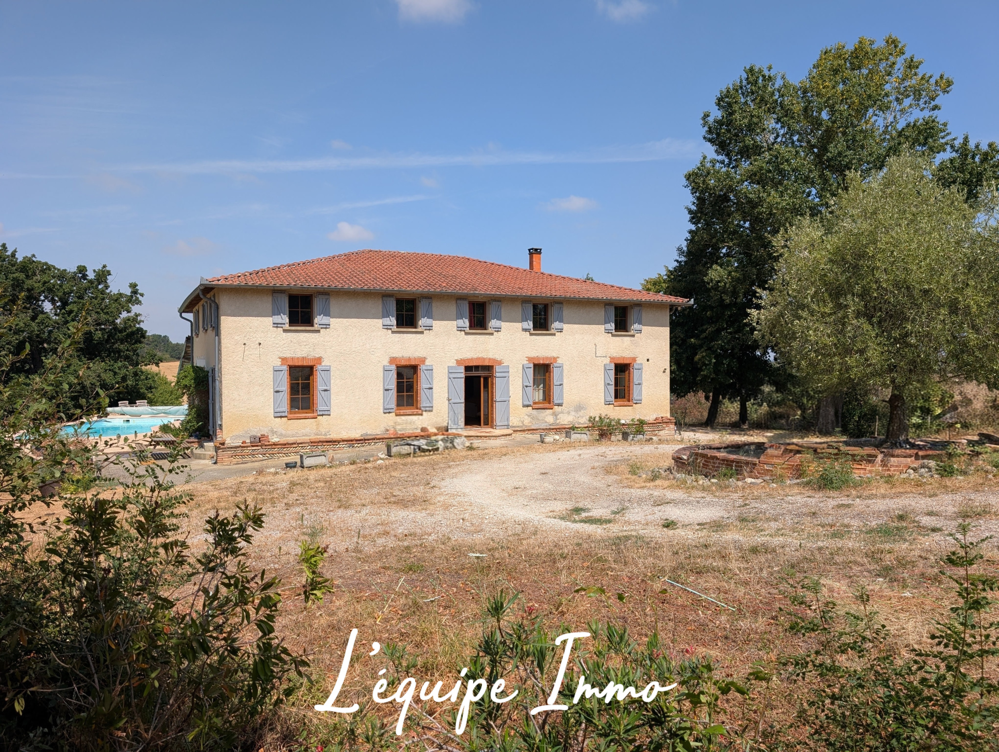 Propriété de caractère avec dépendances sur 35 hectares