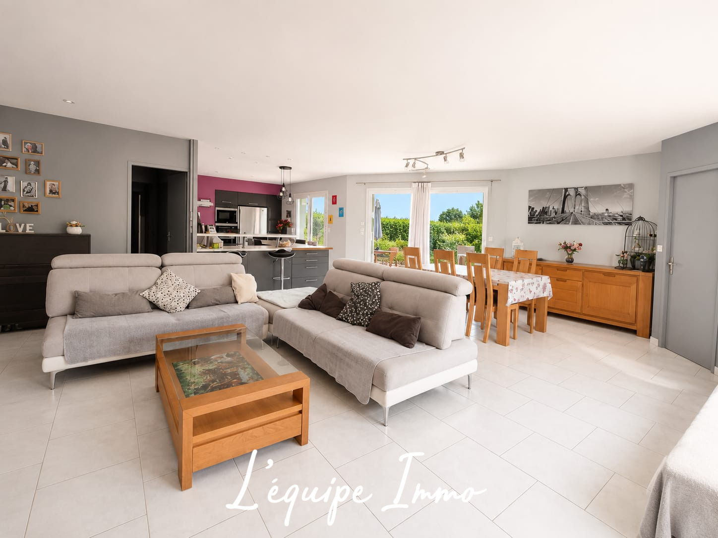 MAISON FAMILIALE 200M2 AVEC PISCINE GARAGE ET TERRAIN ATTENA